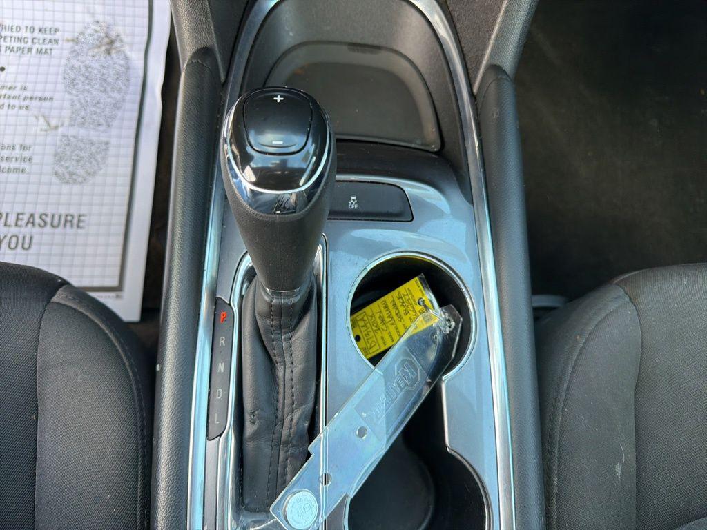 used 2018 Chevrolet Malibu car, priced at $9,888