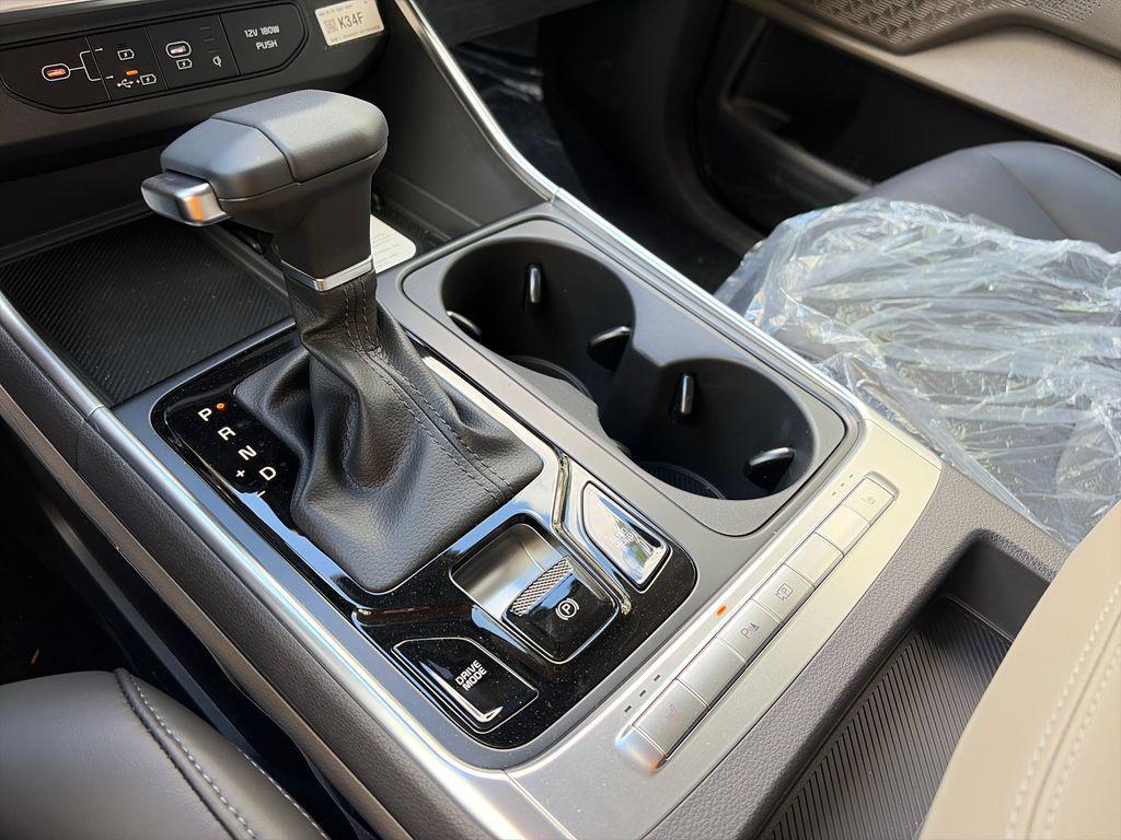 new 2026 Kia Carnival car, priced at $40,682