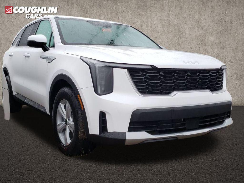 new 2026 Kia Sorento car, priced at $31,251