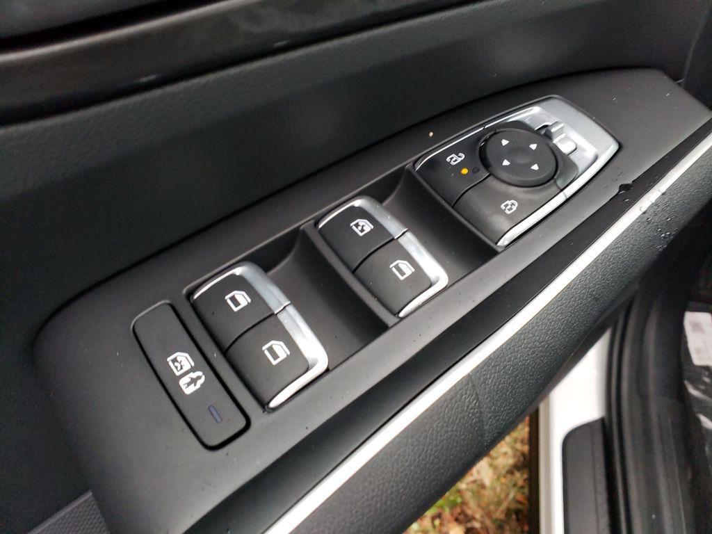 new 2026 Kia Sorento car, priced at $30,251