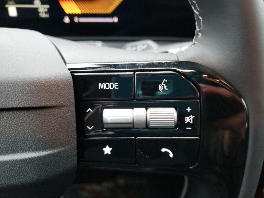 new 2026 Kia Sorento car, priced at $30,251