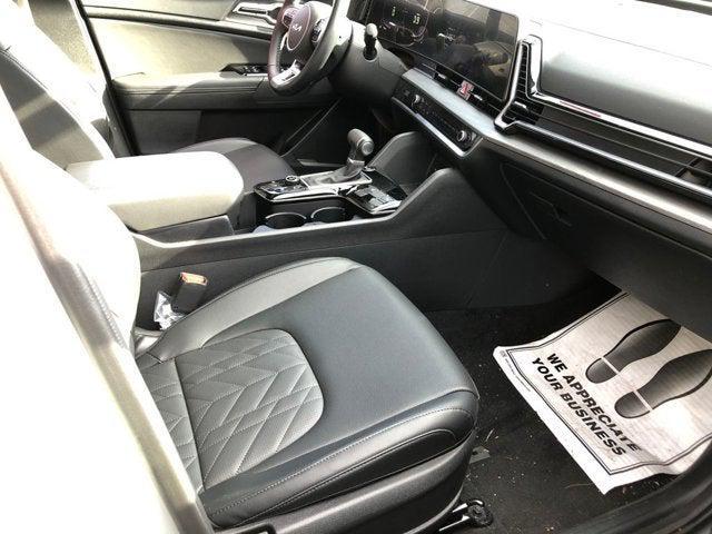 new 2025 Kia Sportage car, priced at $31,899