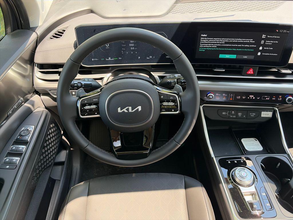 new 2026 Kia Carnival Hybrid car, priced at $48,100