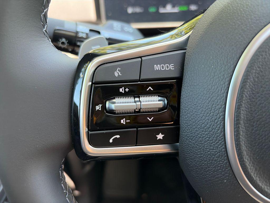 new 2026 Kia Carnival Hybrid car, priced at $48,100