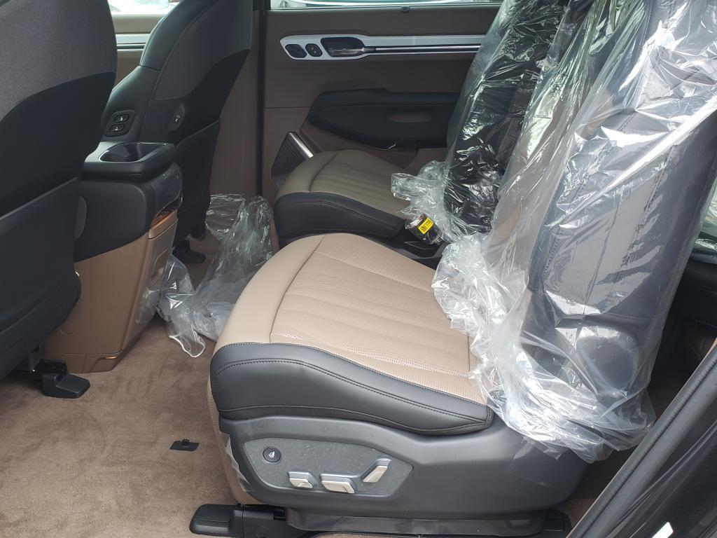 new 2026 Kia EV9 car, priced at $61,008