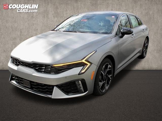 new 2025 Kia K5 car, priced at $29,999