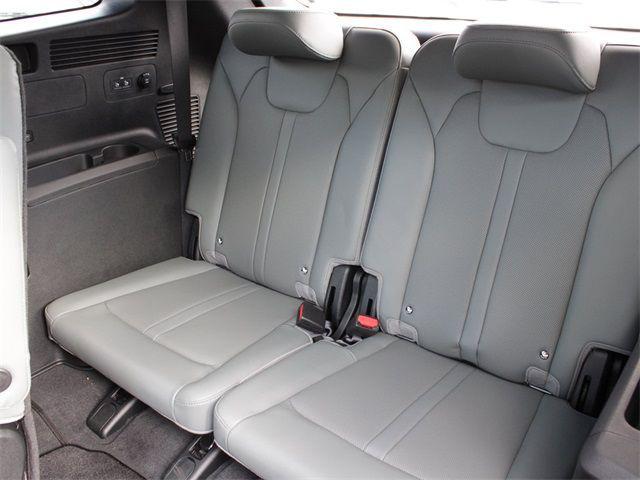 new 2024 Kia Sorento car, priced at $41,899