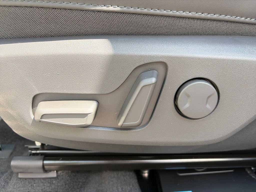 new 2026 Kia Niro EV car, priced at $35,321