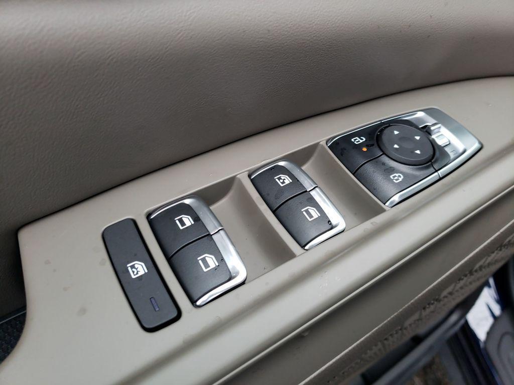 new 2026 Kia Carnival Hybrid car, priced at $39,236