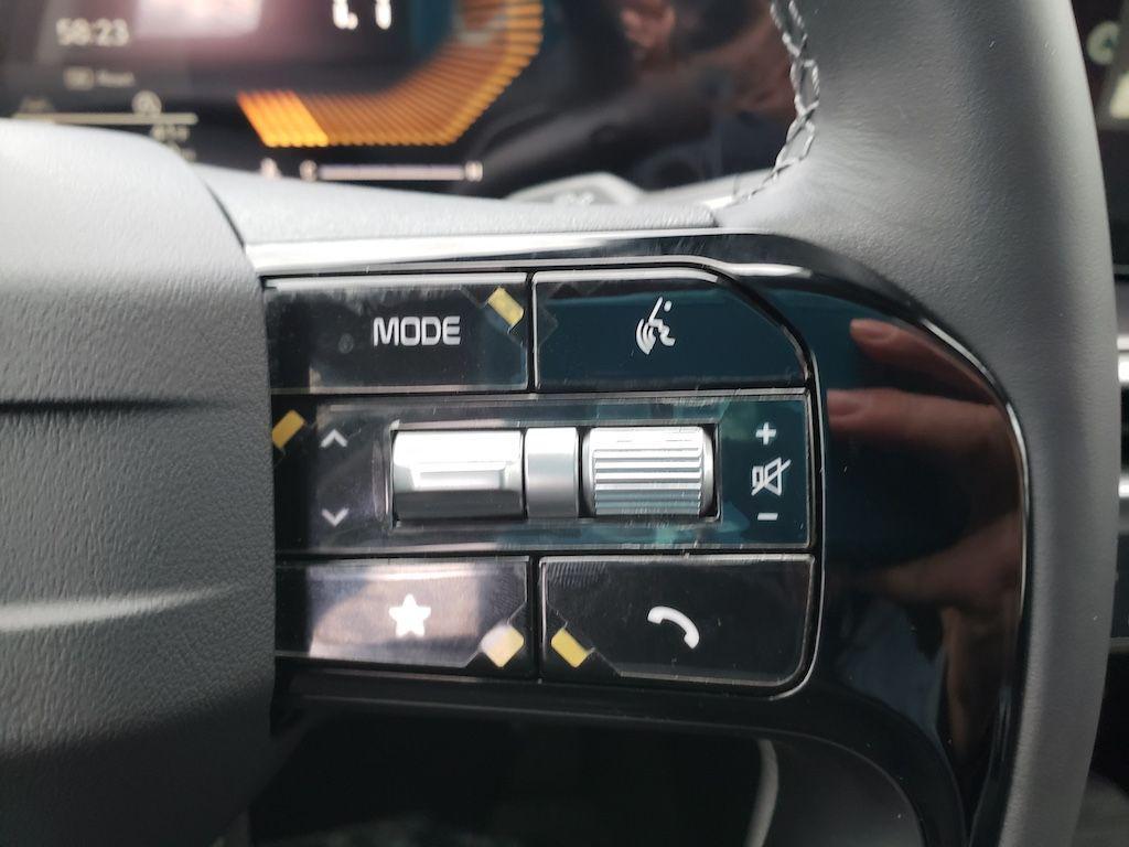 new 2026 Kia Sorento car, priced at $38,320