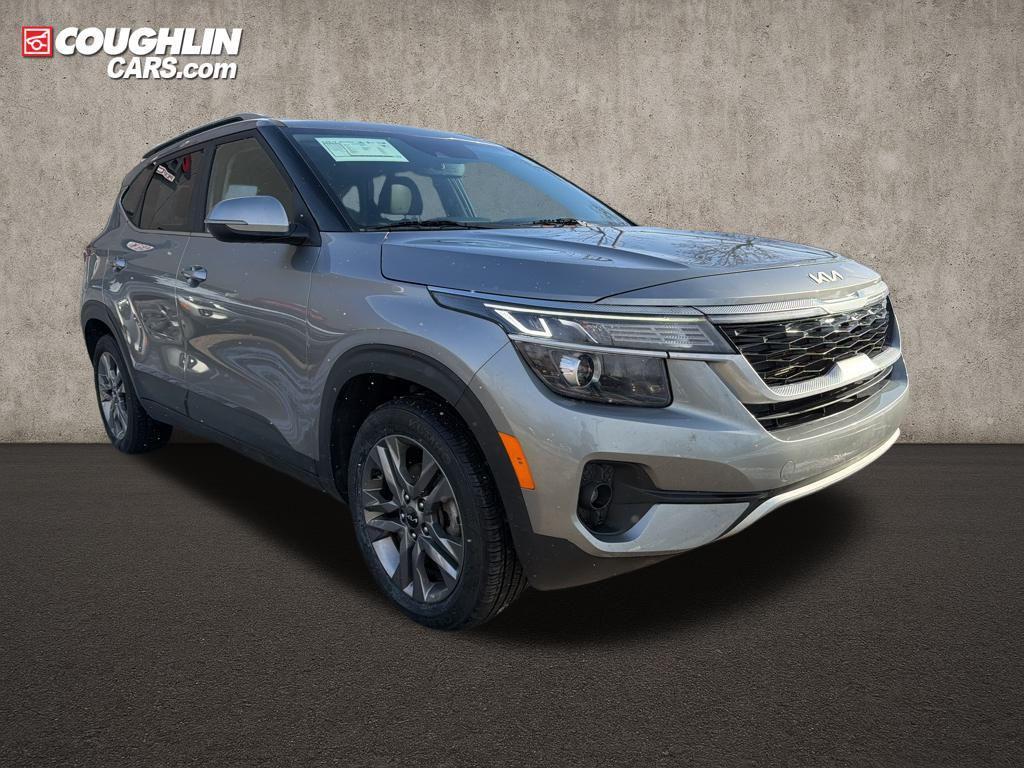 used 2023 Kia Seltos car, priced at $16,998