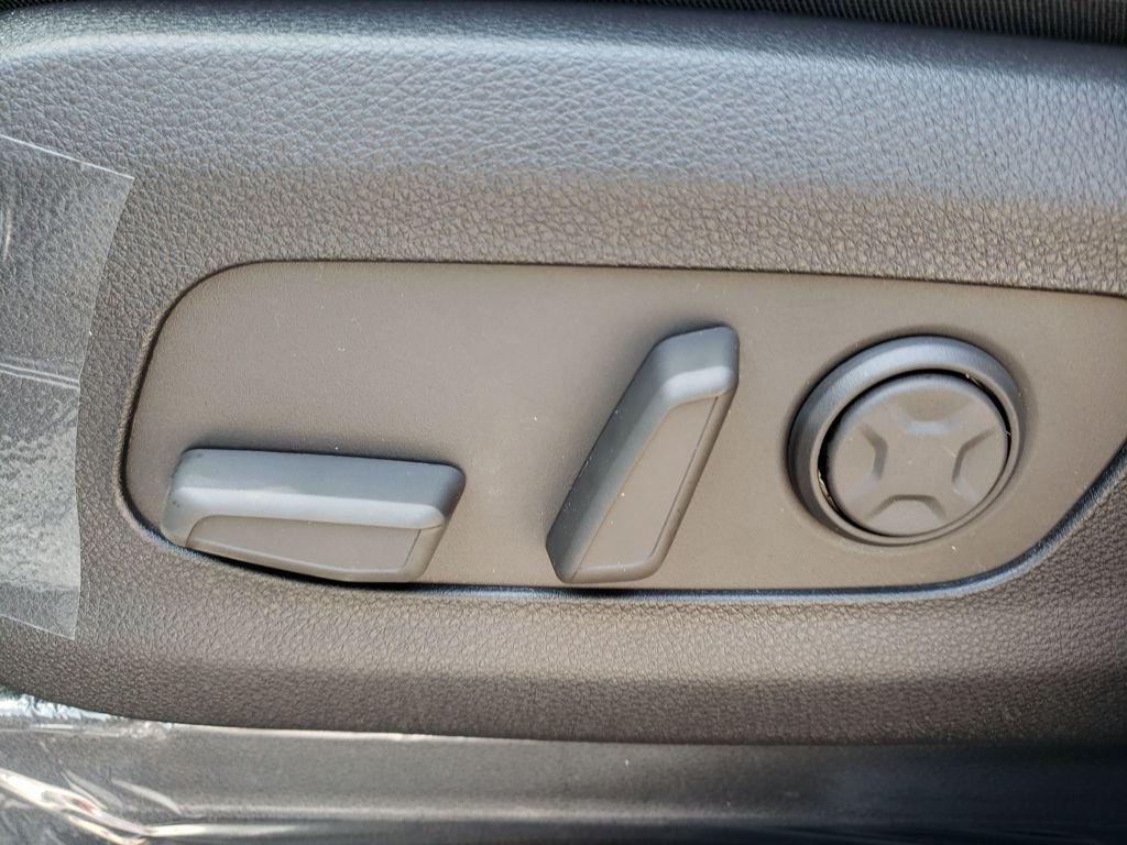 new 2026 Kia Carnival car, priced at $40,033