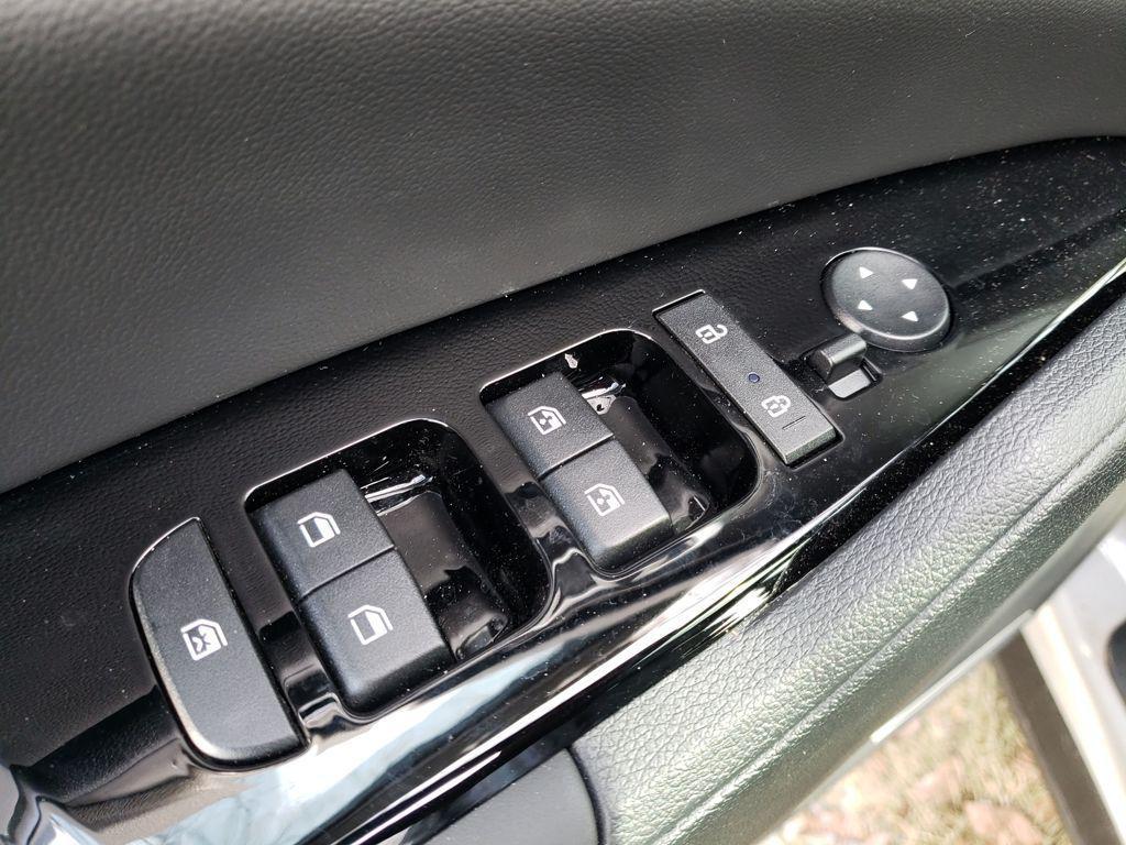 new 2025 Kia Sportage car, priced at $32,899