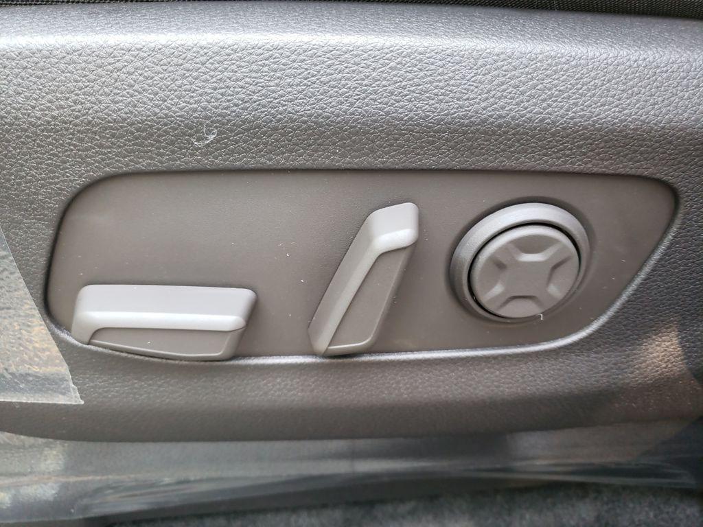 new 2026 Kia Carnival car, priced at $40,697