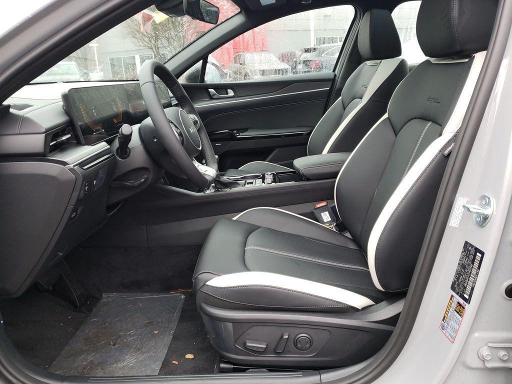 new 2026 Kia K5 car, priced at $30,890