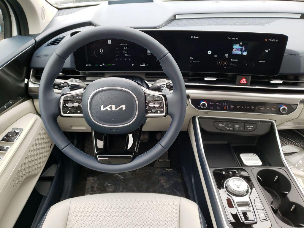 new 2026 Kia Carnival Hybrid car, priced at $52,868