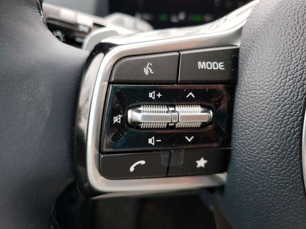 new 2026 Kia Carnival Hybrid car, priced at $52,868