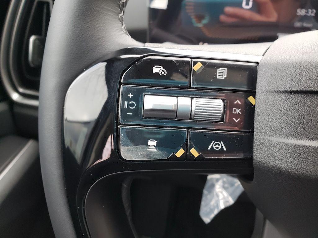 new 2026 Kia Sorento car, priced at $34,852