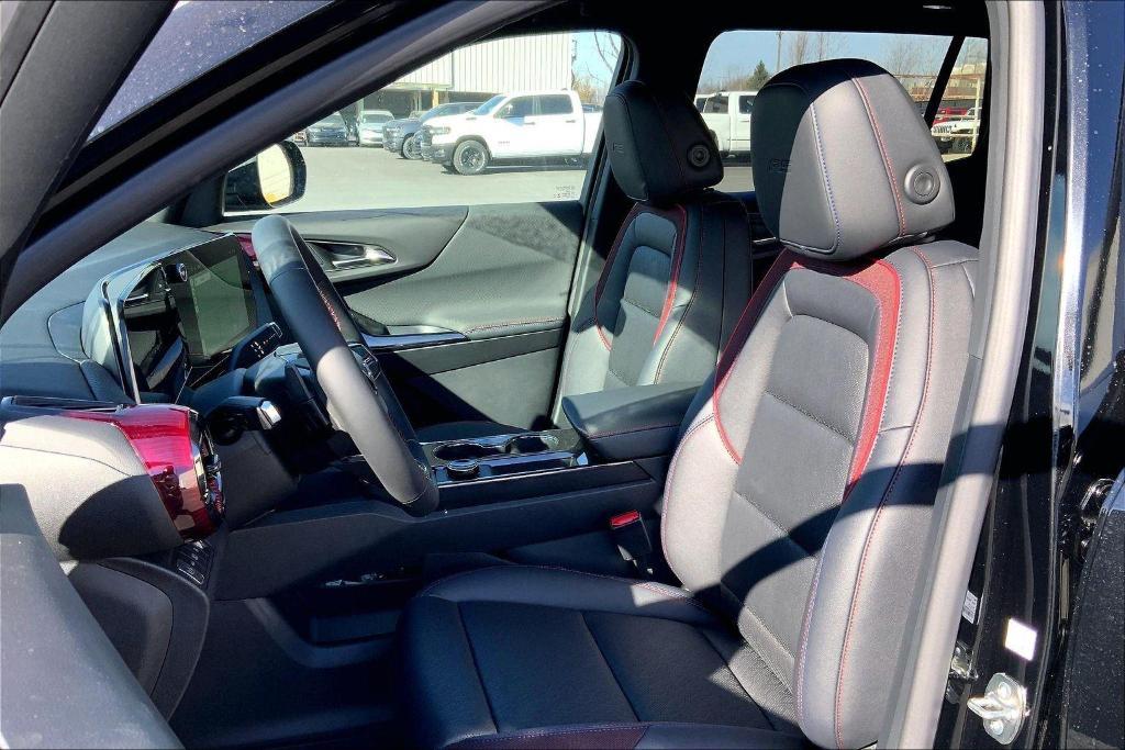 new 2026 Chevrolet Equinox car, priced at $36,685