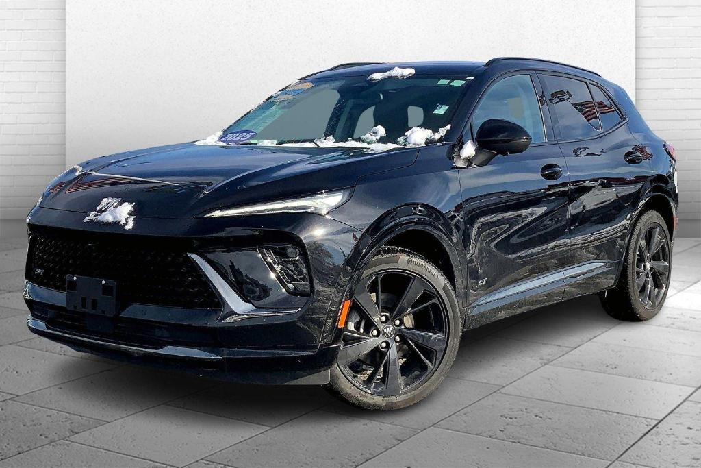 used 2025 Buick Envision car, priced at $27,000