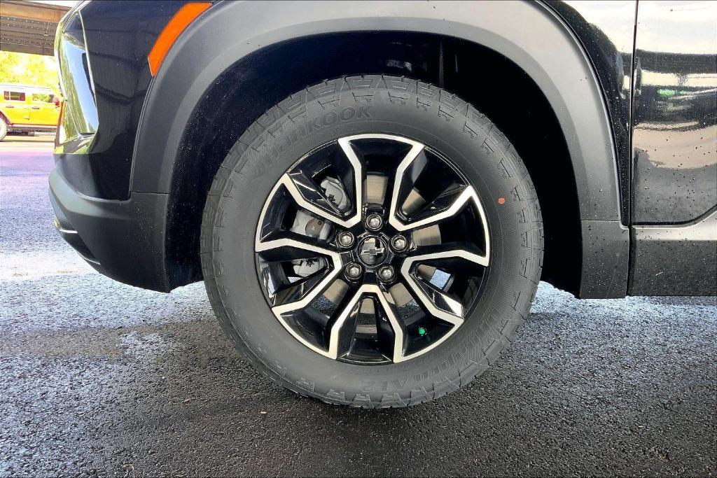 new 2026 Chevrolet TrailBlazer car, priced at $30,040