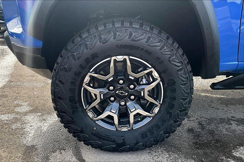 new 2026 Chevrolet Colorado car, priced at $48,010