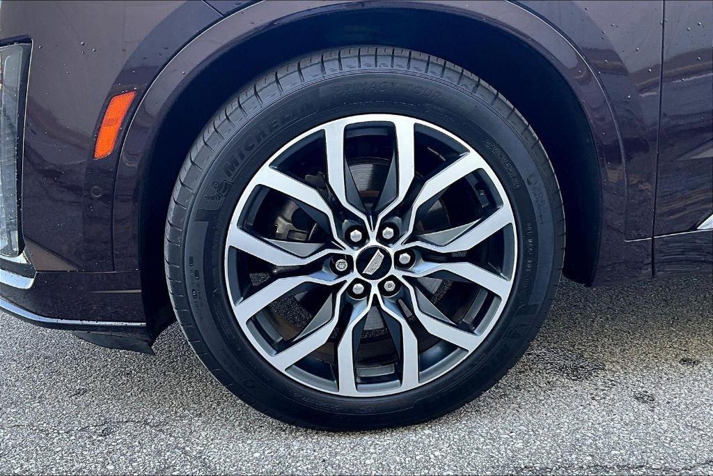 used 2021 Cadillac XT6 car, priced at $19,900