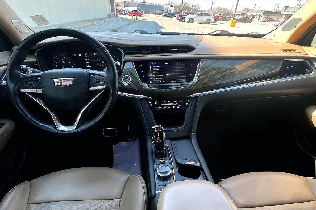 used 2021 Cadillac XT6 car, priced at $19,900