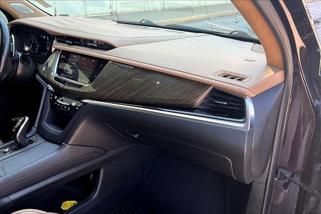 used 2021 Cadillac XT6 car, priced at $19,900