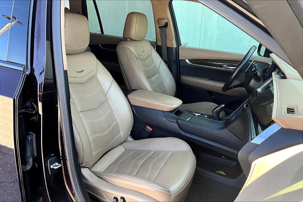 used 2021 Cadillac XT6 car, priced at $19,900