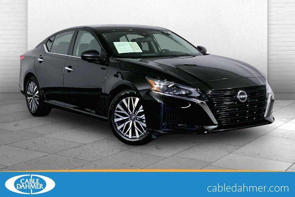 used 2025 Nissan Altima car, priced at $21,000