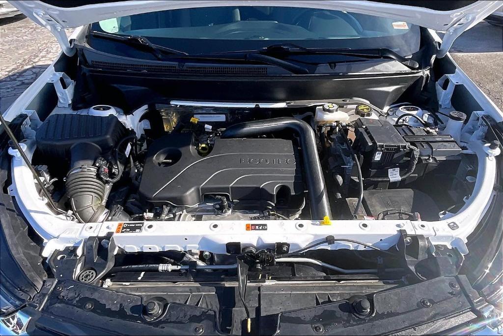 used 2024 Chevrolet Equinox car, priced at $19,000