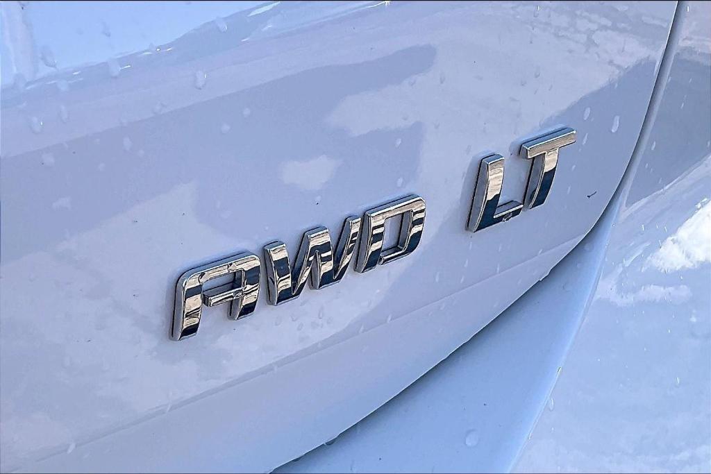 used 2024 Chevrolet Equinox car, priced at $19,000