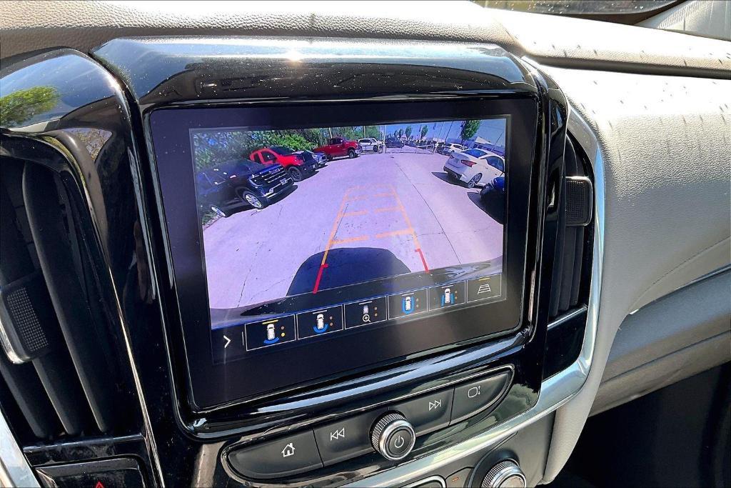 used 2020 Chevrolet Traverse car, priced at $12,500