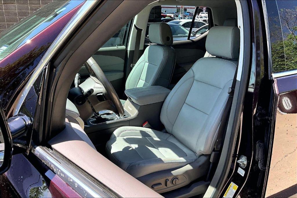 used 2020 Chevrolet Traverse car, priced at $12,500