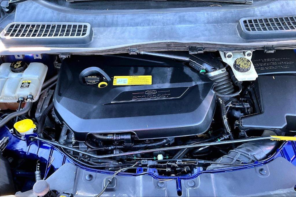 used 2013 Ford Escape car, priced at $7,500