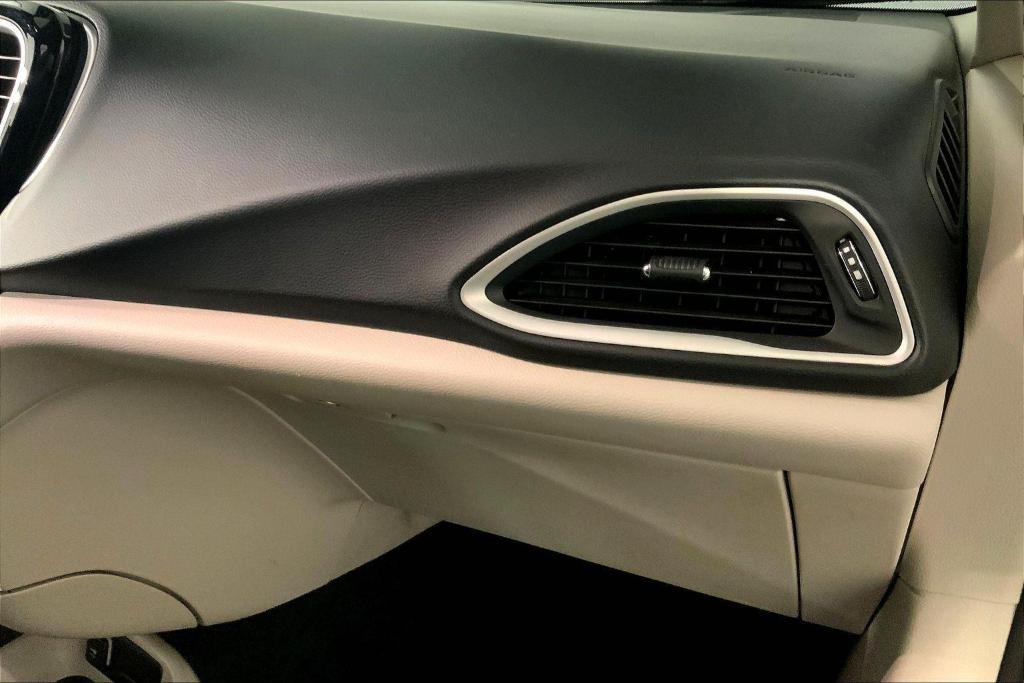 used 2023 Chrysler Pacifica car, priced at $23,500