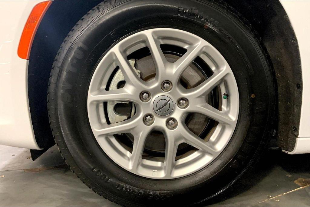 used 2023 Chrysler Pacifica car, priced at $23,500