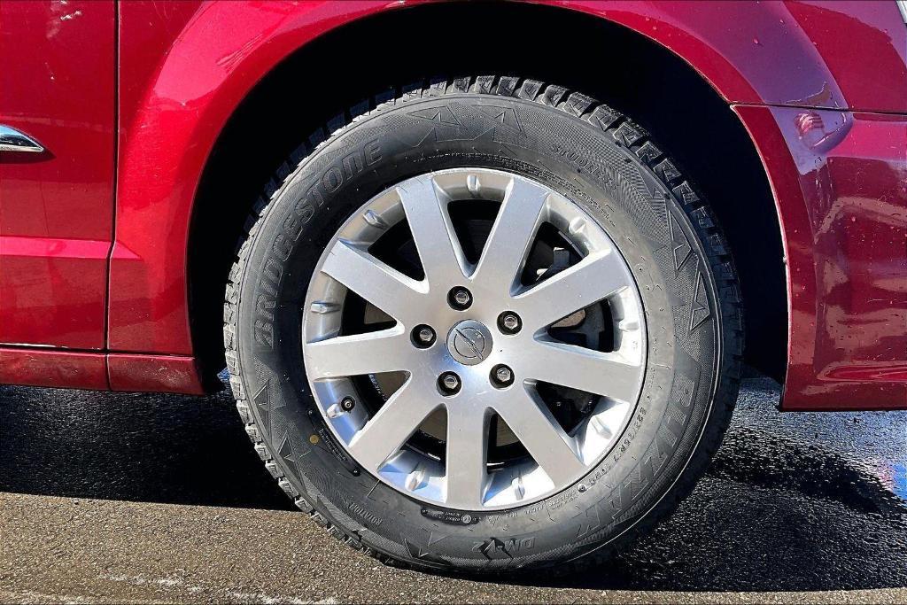 used 2016 Chrysler Town & Country car, priced at $10,000