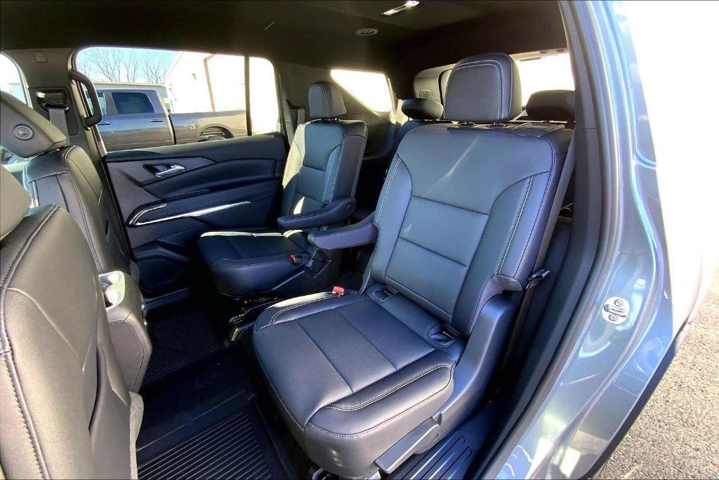 new 2026 Chevrolet Traverse car, priced at $49,805