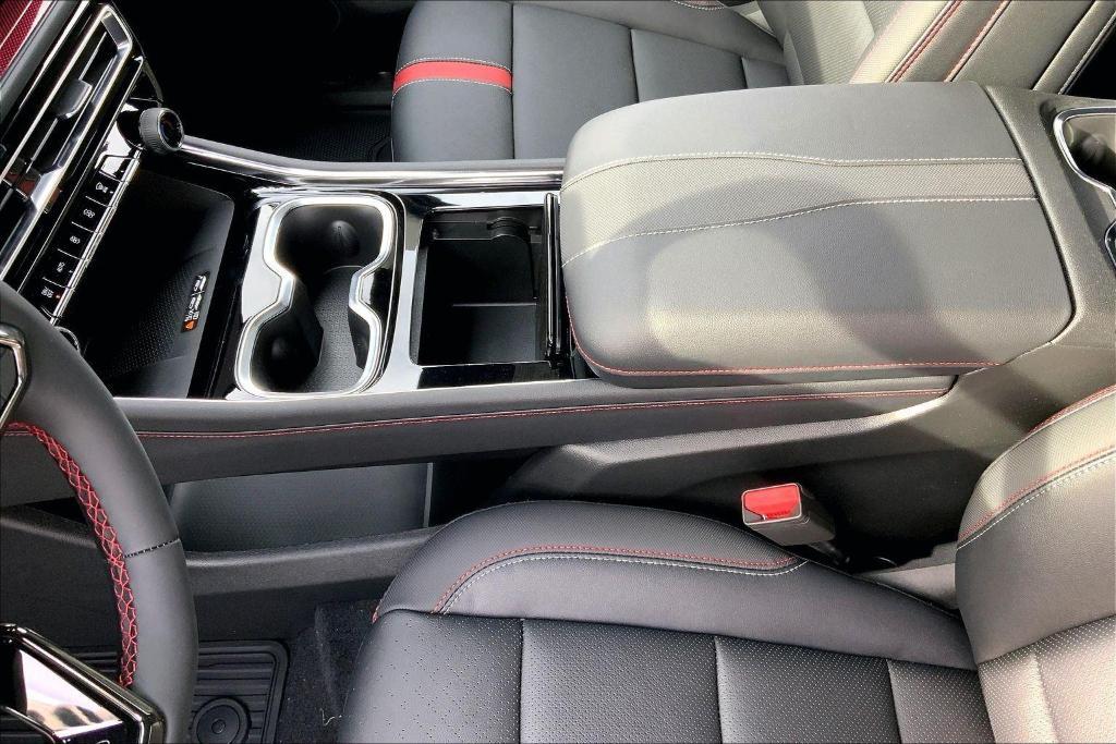 new 2026 Chevrolet Traverse car, priced at $61,940