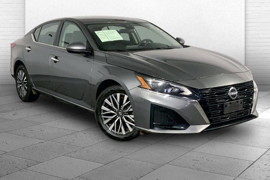 used 2023 Nissan Altima car, priced at $21,120