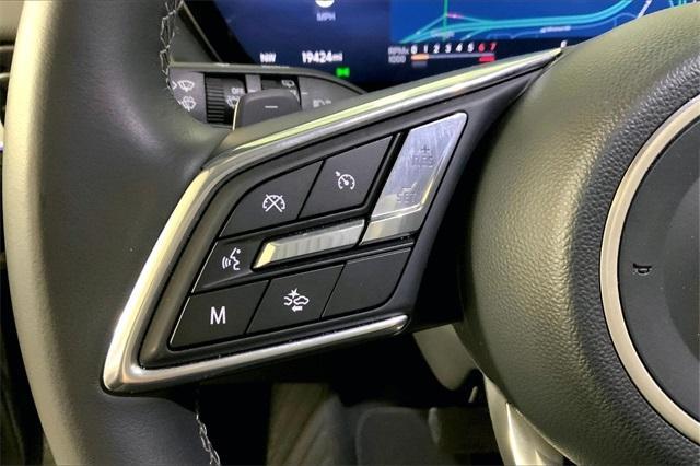 used 2025 Buick Envision car, priced at $27,500