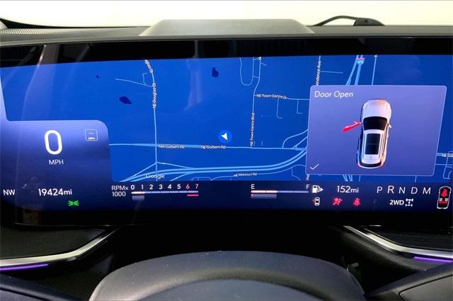 used 2025 Buick Envision car, priced at $27,500