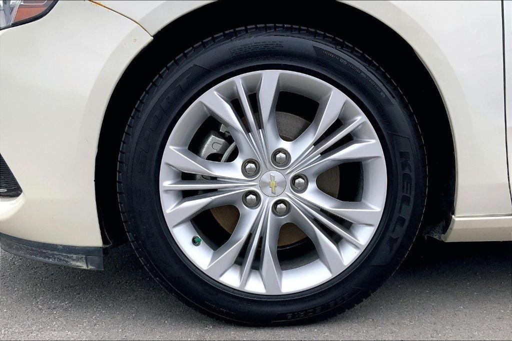 used 2014 Chevrolet Impala car, priced at $10,000