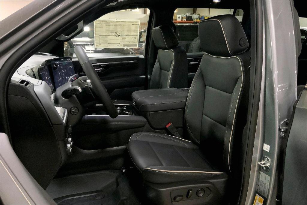 new 2026 Chevrolet Suburban car, priced at $89,870