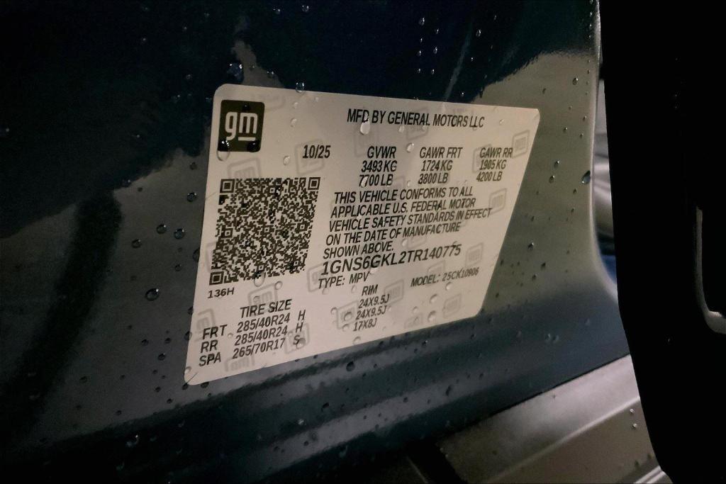 new 2026 Chevrolet Suburban car, priced at $100,900