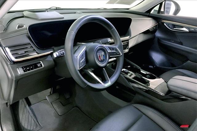 used 2025 Buick Envision car, priced at $27,000