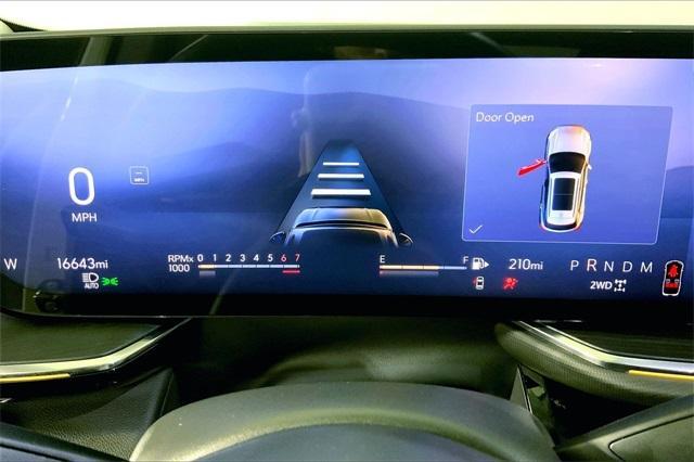 used 2025 Buick Envision car, priced at $27,000