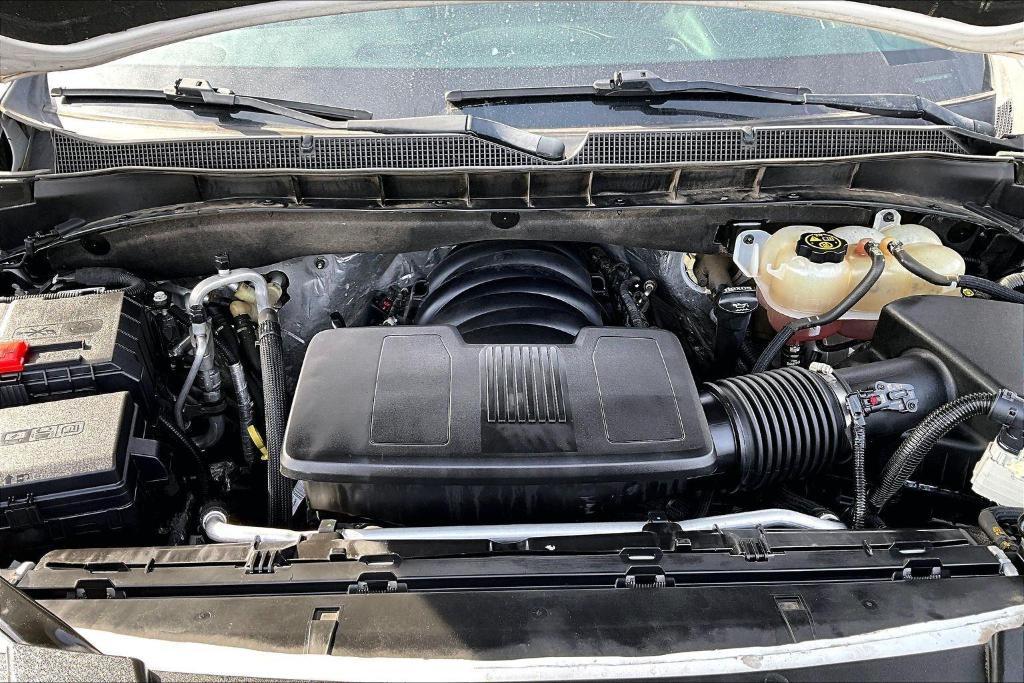 used 2021 Chevrolet Suburban car, priced at $39,000